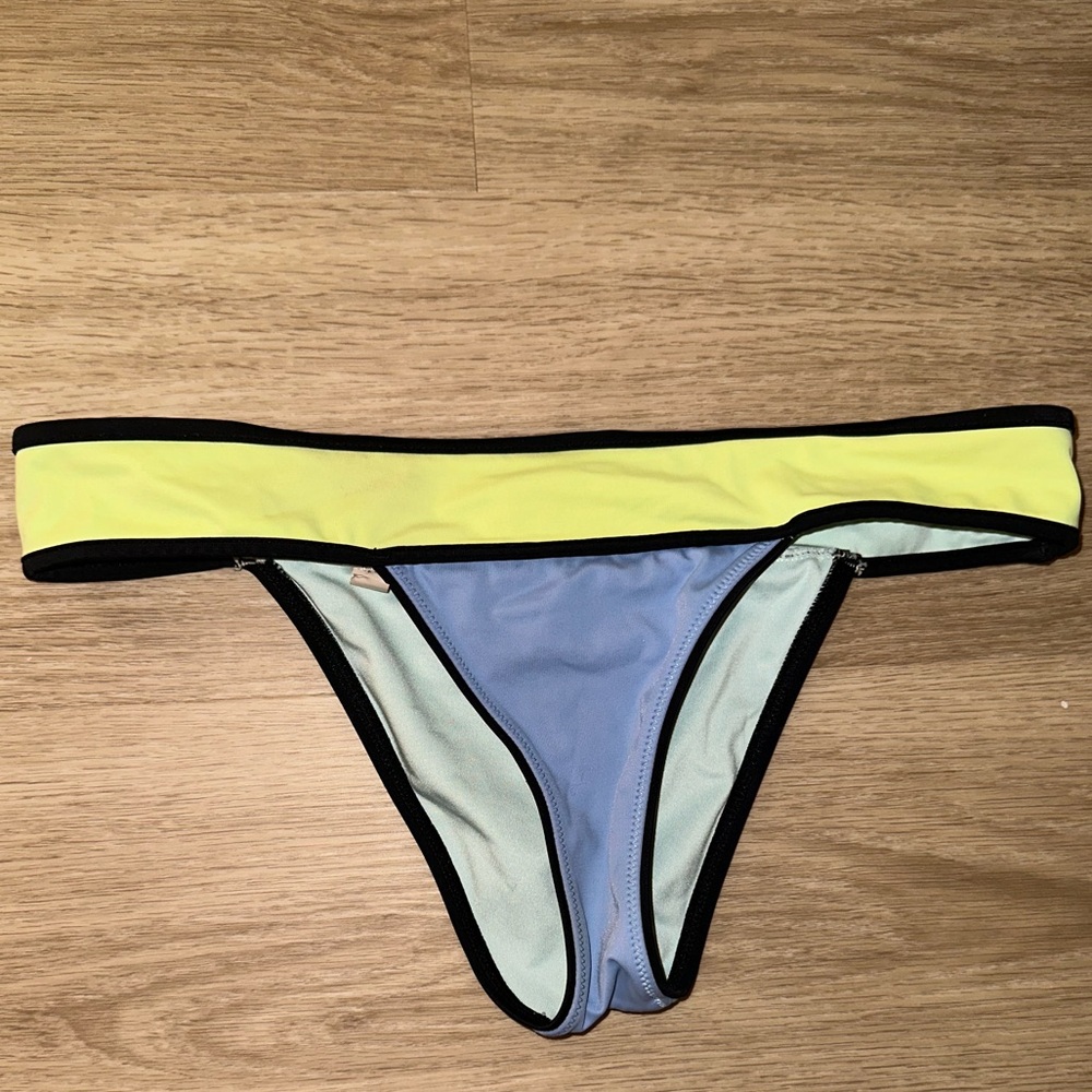 Cute bikini bottom